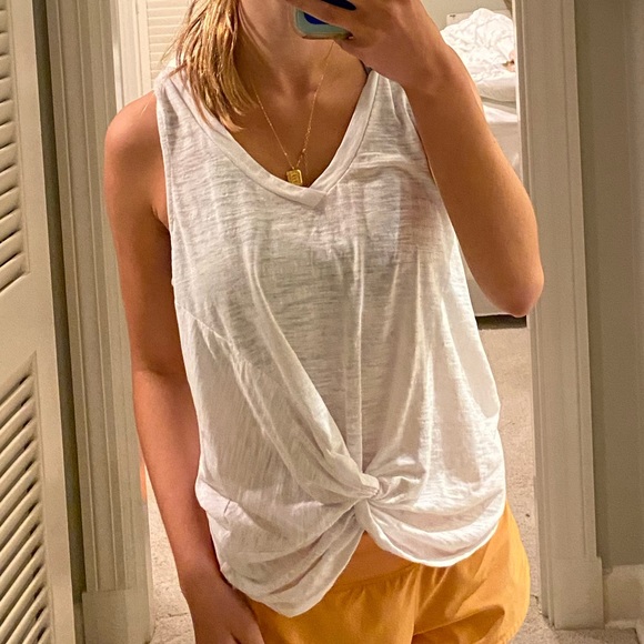 white knot tank - Picture 1 of 2